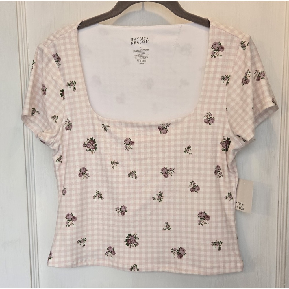 NWT Rhyme + Reason Pink Gingham w/ Floral Design Cropped Junior's Top Size Large